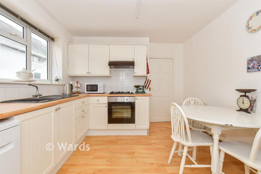 Main image of property: Park Avenue, Birchington, Kent