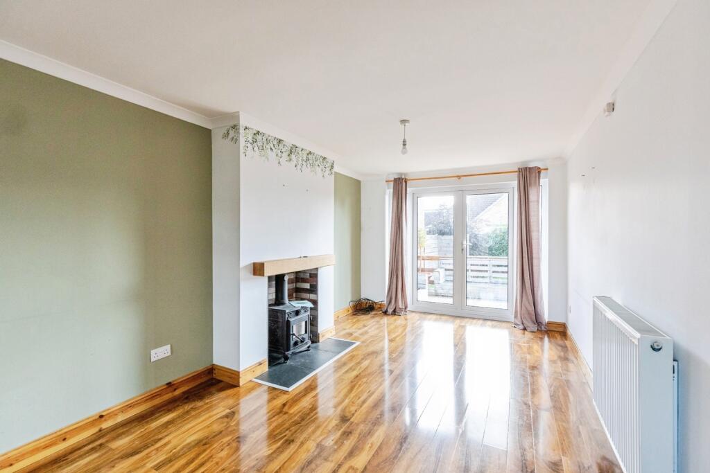 House in Harpole, West Northamptonshire - View 4