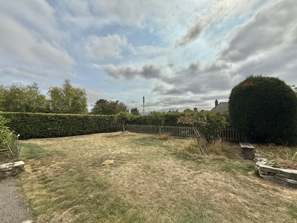 Additional image 38 of Ilchester Road, Yeovil, Somerset