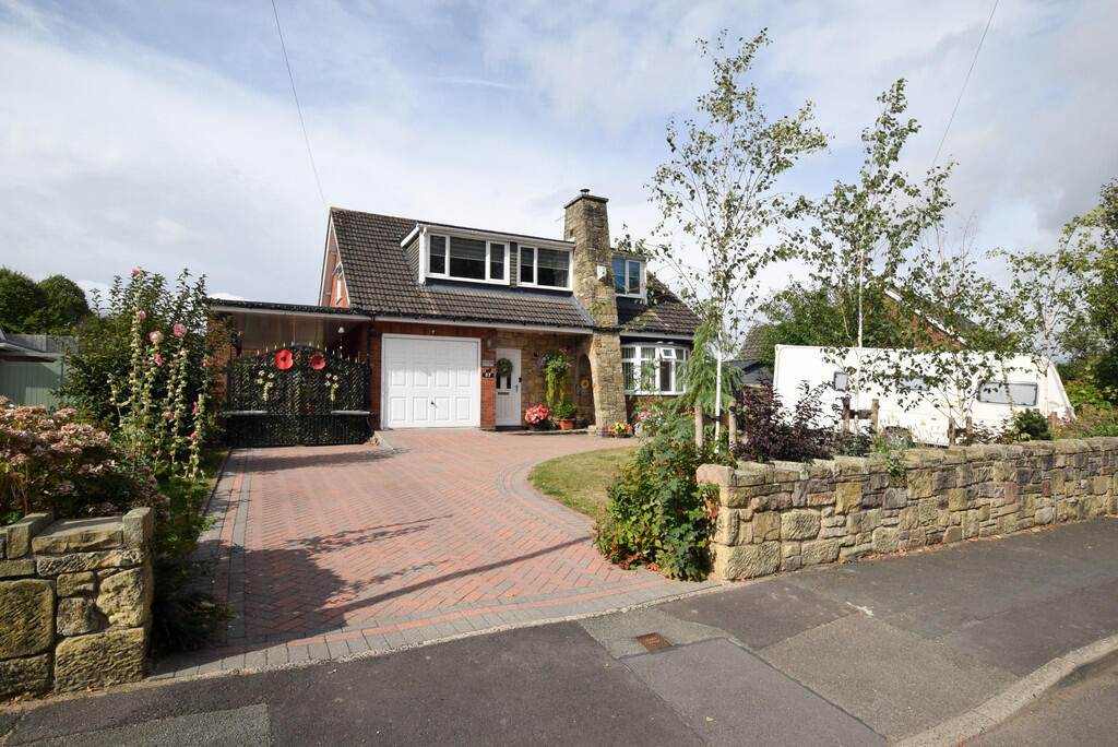 3-bed detached on Ewart Road, Donnington, Telford, TF2 7LP., £343,000
