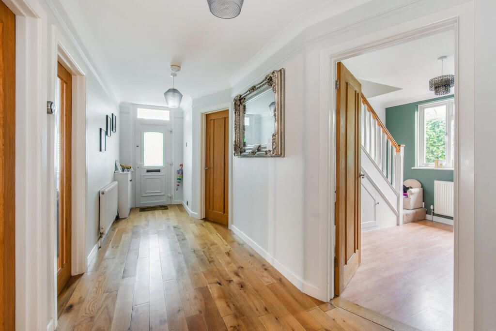 House in Southampton - View 5
