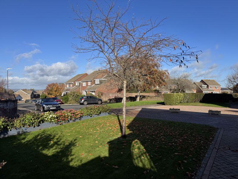 House in Thornbury, Milbury Heath - More