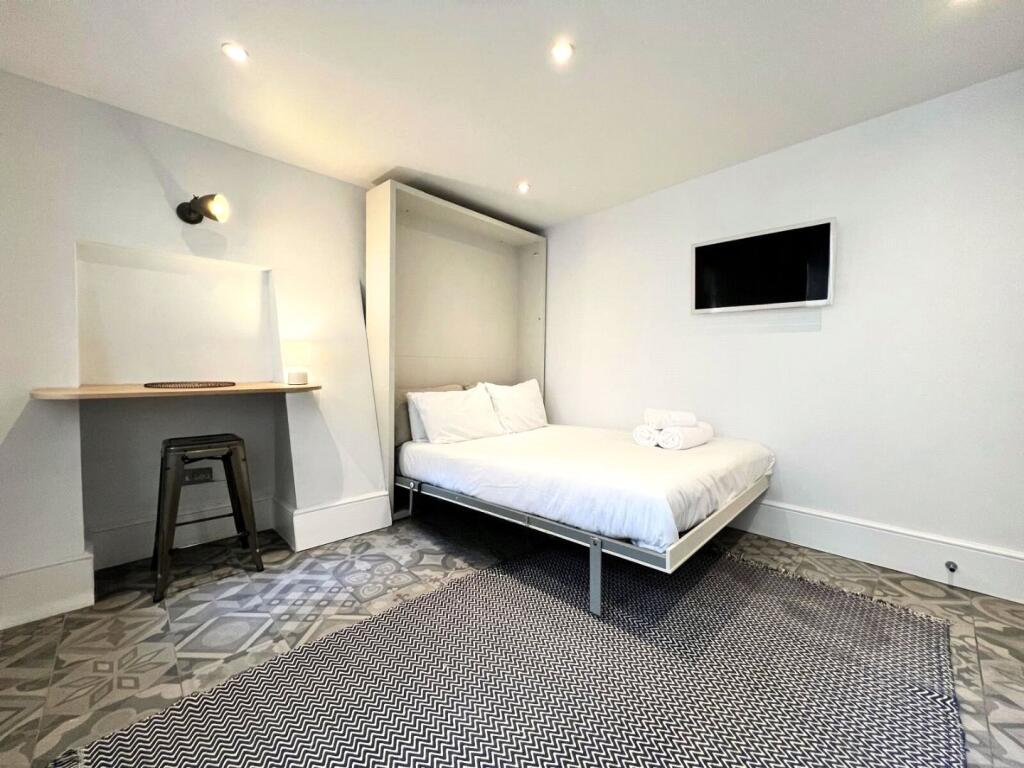 Main image of property: Gloucester Place, London