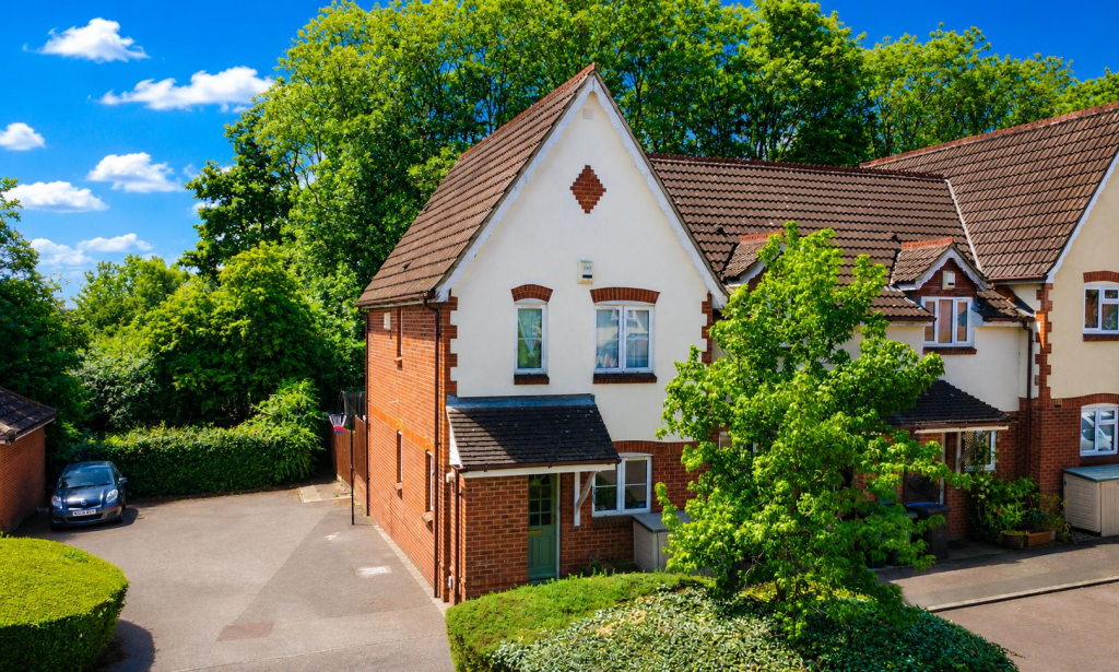 Main image of property: Bencroft Road, Adeyfield, Hemel Hempstead