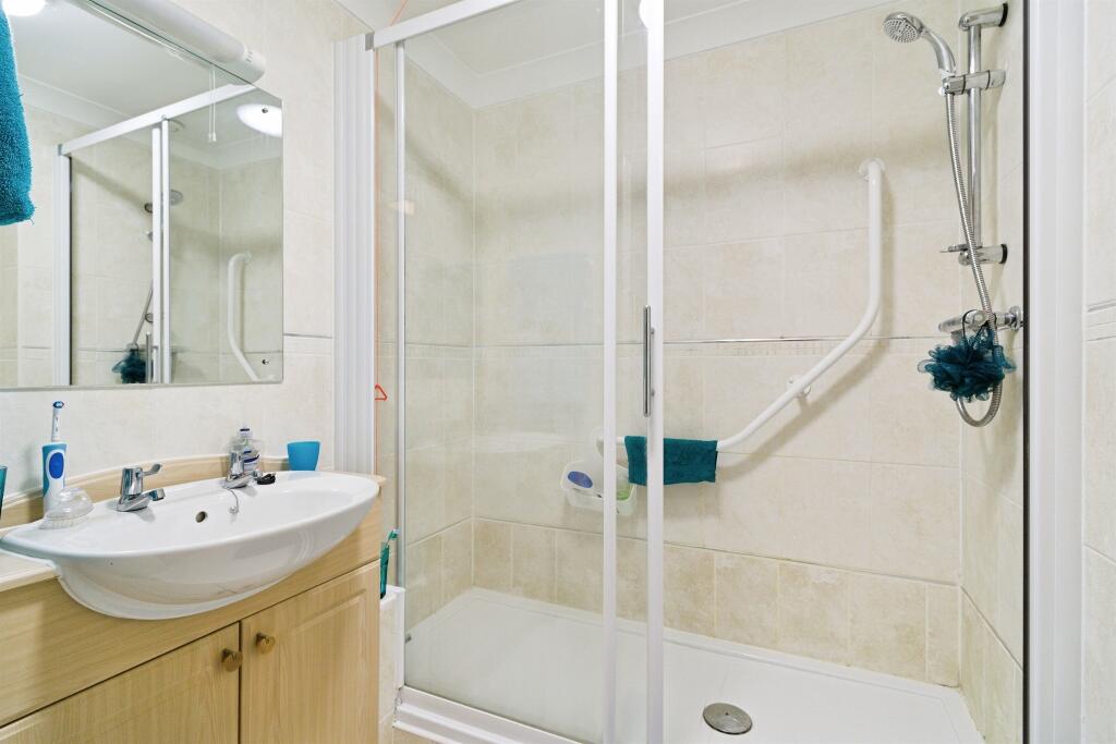 Additional image 15 of Stratford Road, Hall Green, Birmingham