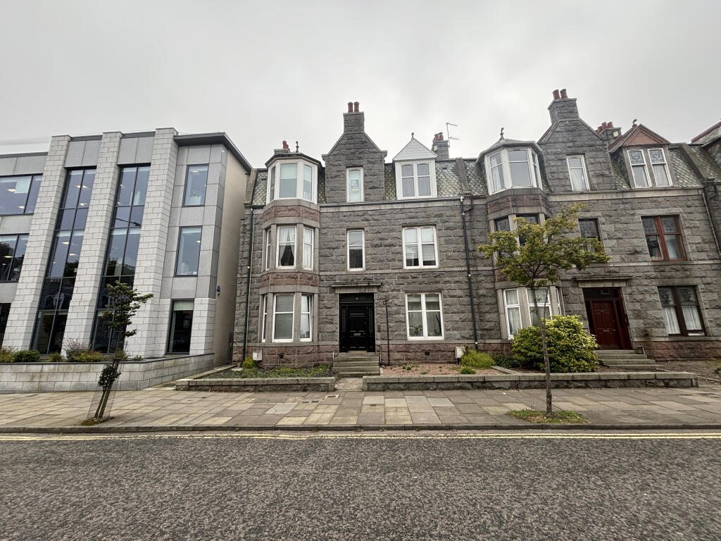Main image of property: 35C Union Grove, Aberdeen, Aberdeen City