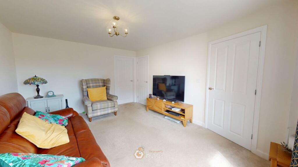Valerian Close, New Rossington, Doncaster, DN11 photo 4