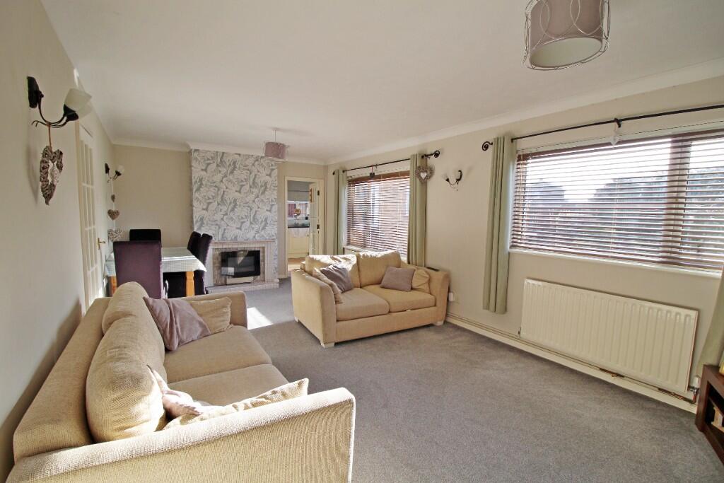 Millfield Road, Deeping St James, PE6 photo 3
