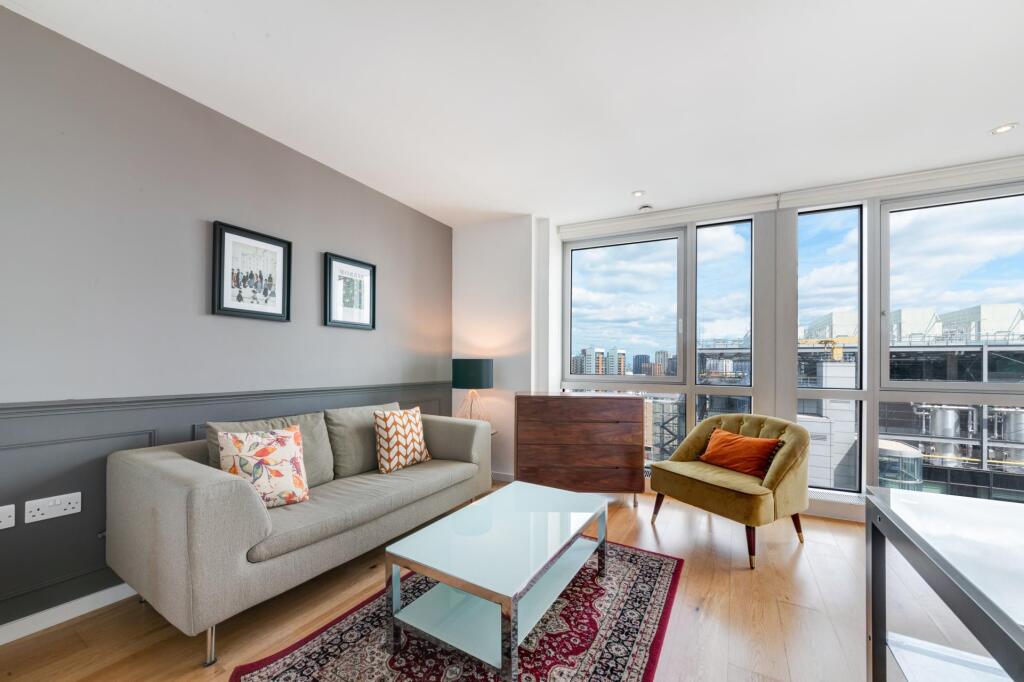 Main image of property: Ontario Tower, New Providence Wharf, E14