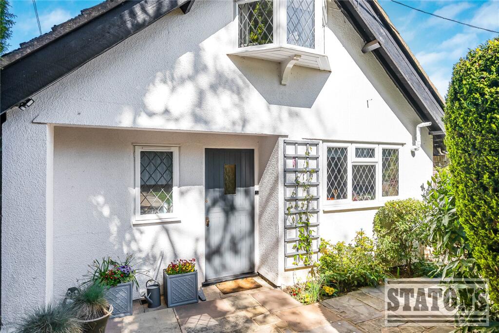 House in Welwyn Hatfield, Woodside, Hatfield - View 4