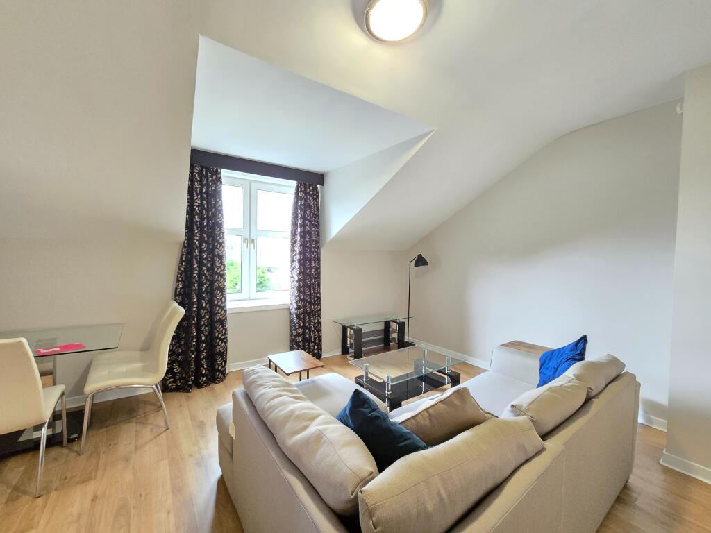 Powis Terrace, Aberdeen, AB25