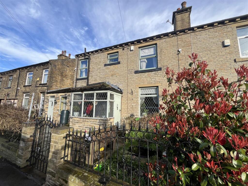 Main image of property: Mill Carr Hill Road, Oakenshaw, Bradford