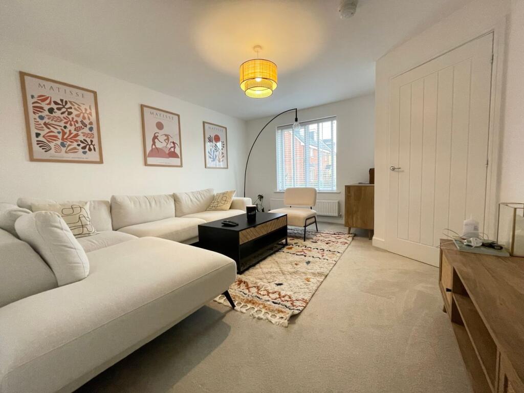 House in Stevenage - More