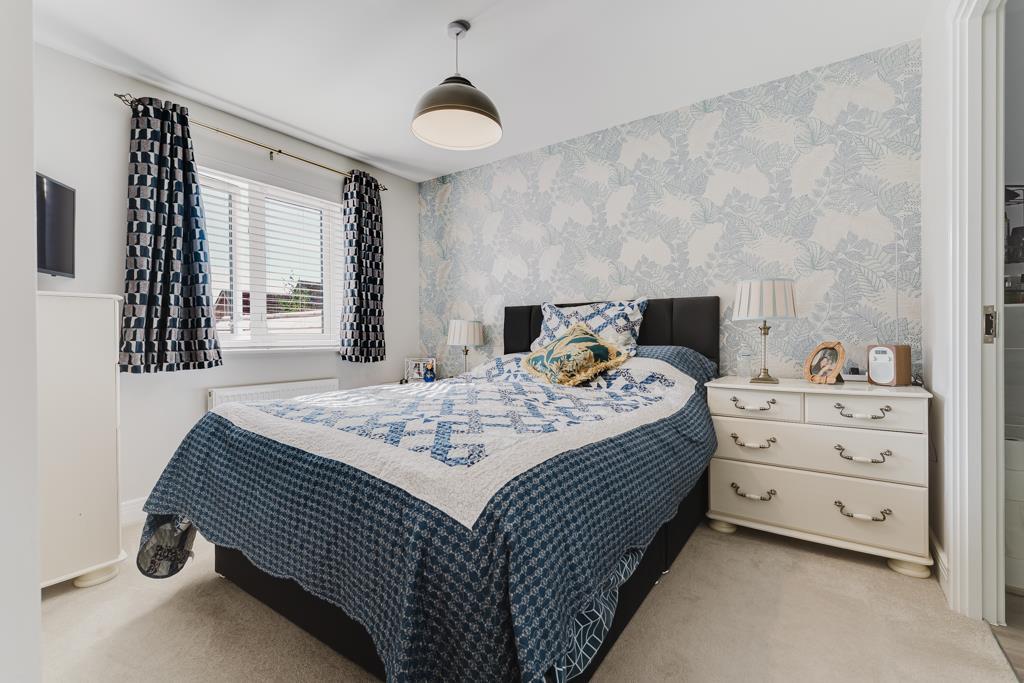 House in Desborough, North Northamptonshire - View 5