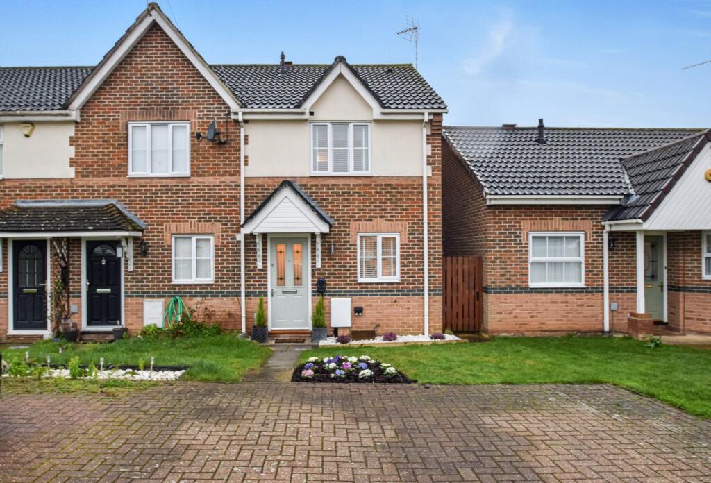 Main image of property: Shorefields, Rainham, Gillingham, ME8