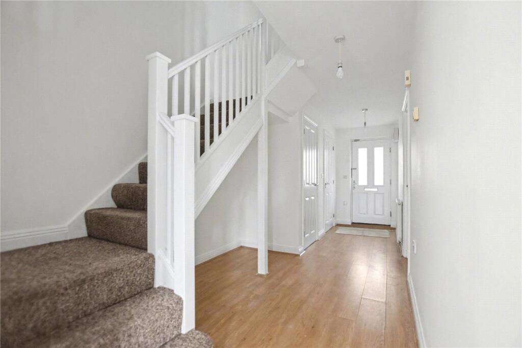 House in Taunton - View 4