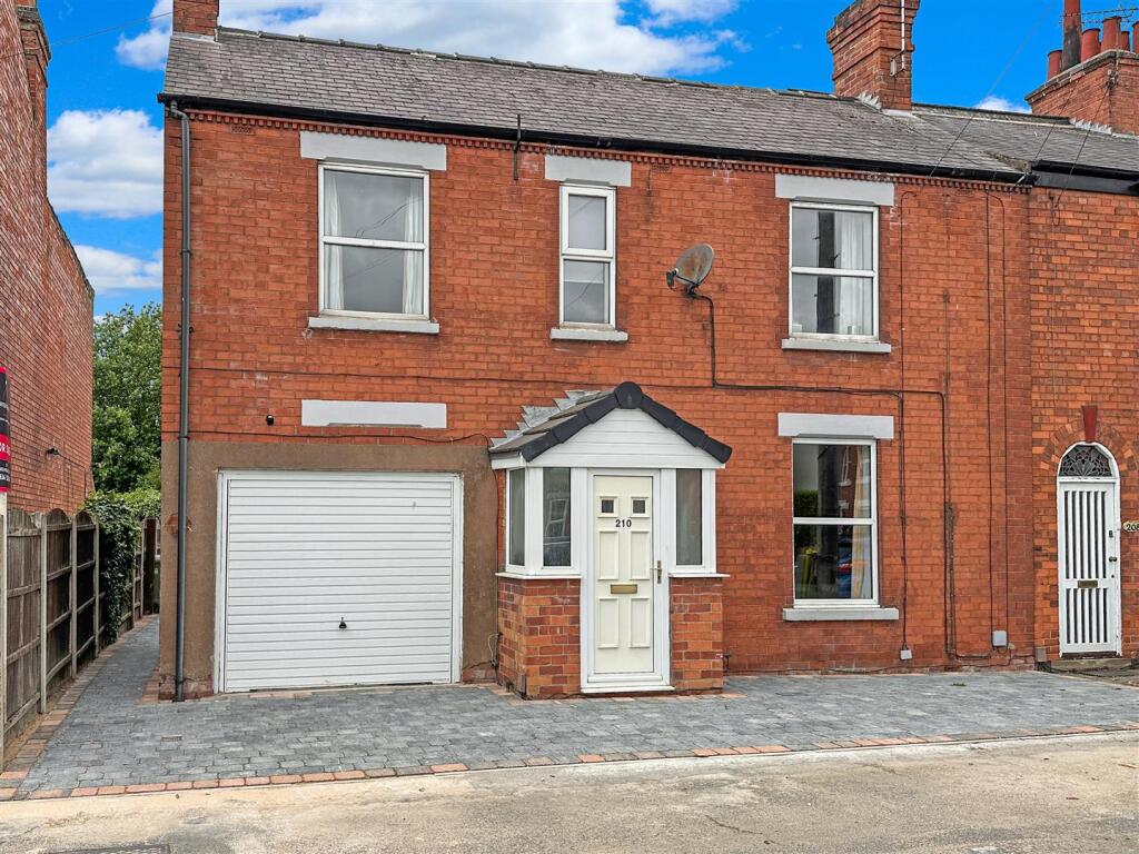 London Road, Balderton, Newark, Newark
