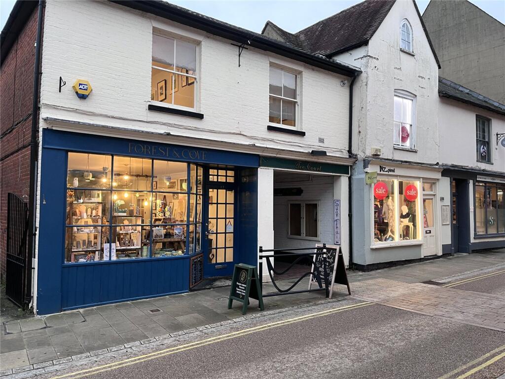 Main image of property: 17, Bell Street, Romsey, SO51