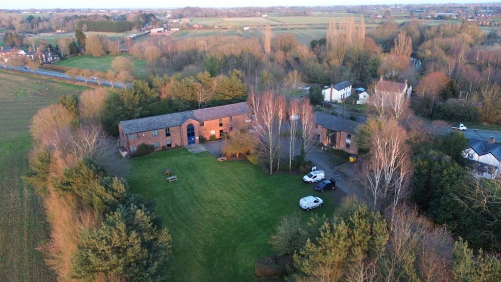 Main image of property: Brookfield House, Tarporley Road, Norcott Brook, Warrington, WA4 4EA