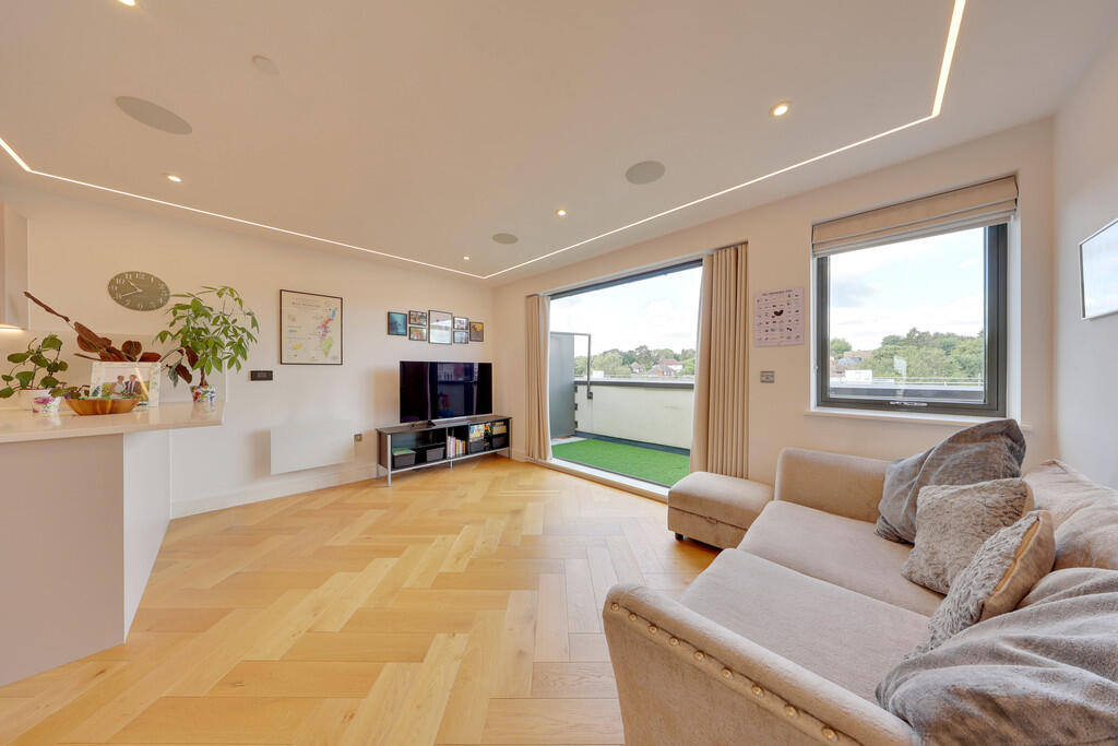 Apartment in Orpington, Broom Hill, Crofton - View 4