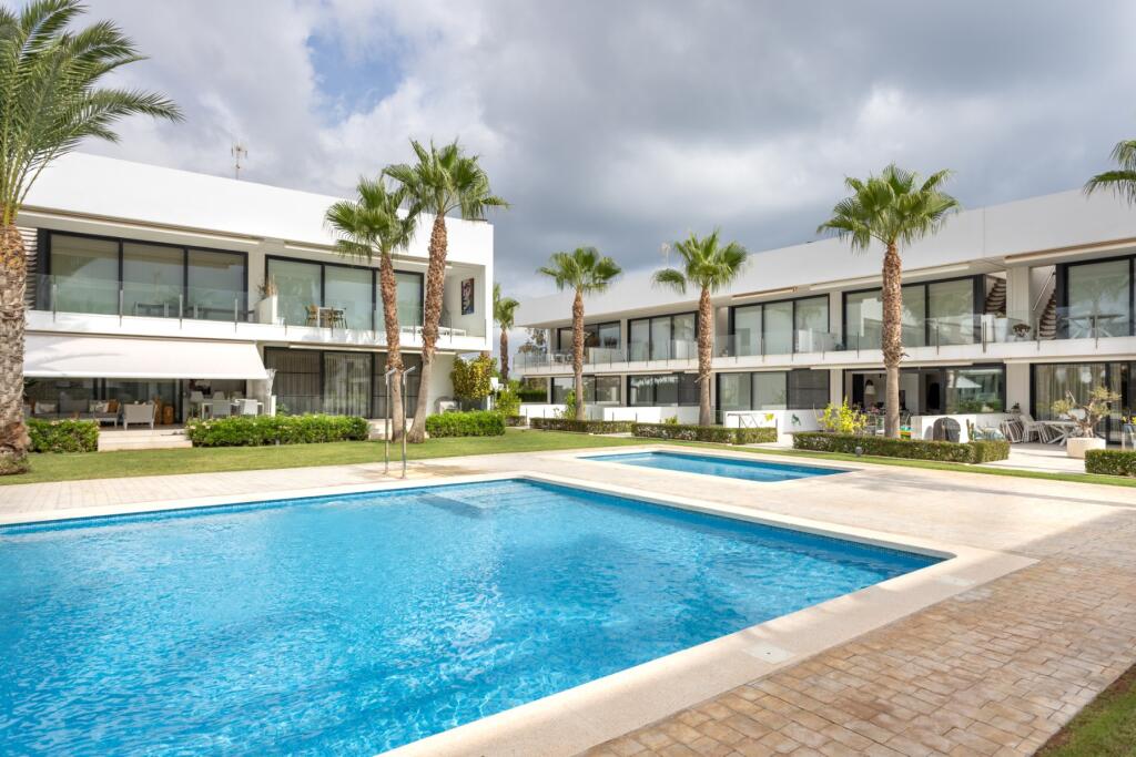 Main image of property: Murcia, Mar De Cristal