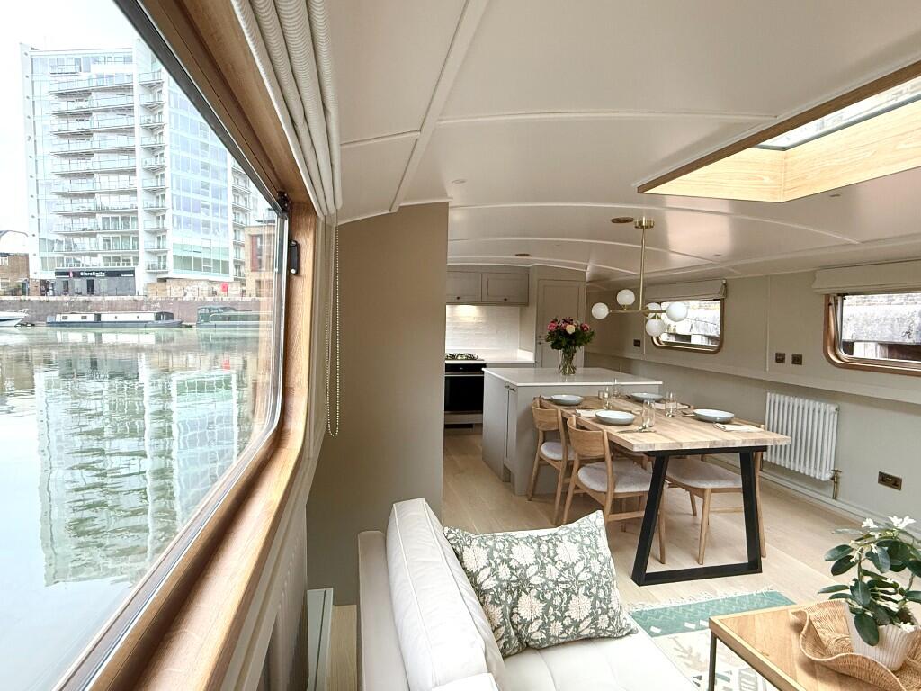 Main image of property: Limehouse Waterside & Marina, London, E14 8EG