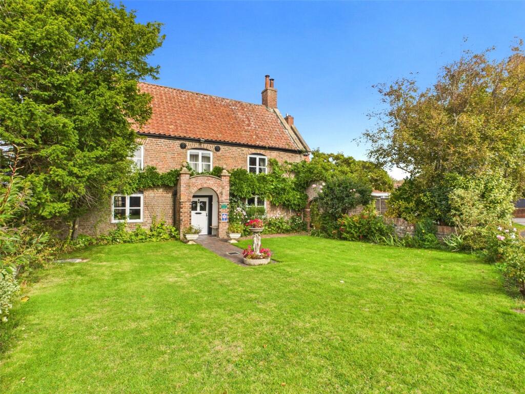 Main image of property: Hurn Lane, Berrow, Burnham-on-Sea, Somerset, TA8