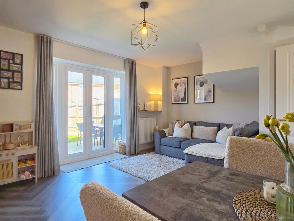 Robinson Avenue, Houghton Conquest, Bedford, MK45 photo 3