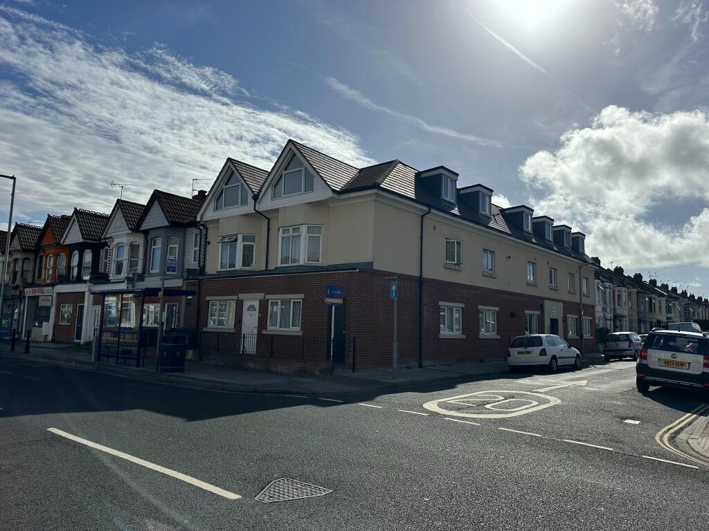 Apartment in Portsmouth - More