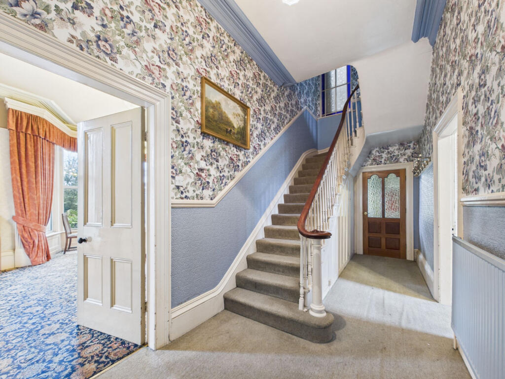 1 Beverley Road photo 3