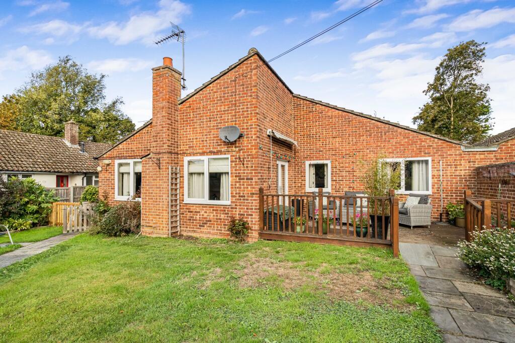 4-bed semi-detached on The Square, Hadleigh, IP7, £430,000