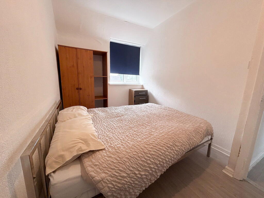 594a College Road, Birmingham, B44 0HU - More