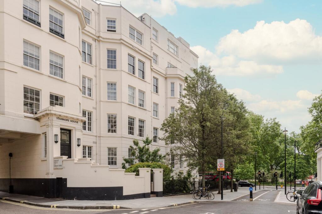 Main image of property: Connaught Place, Paddington, London, W2