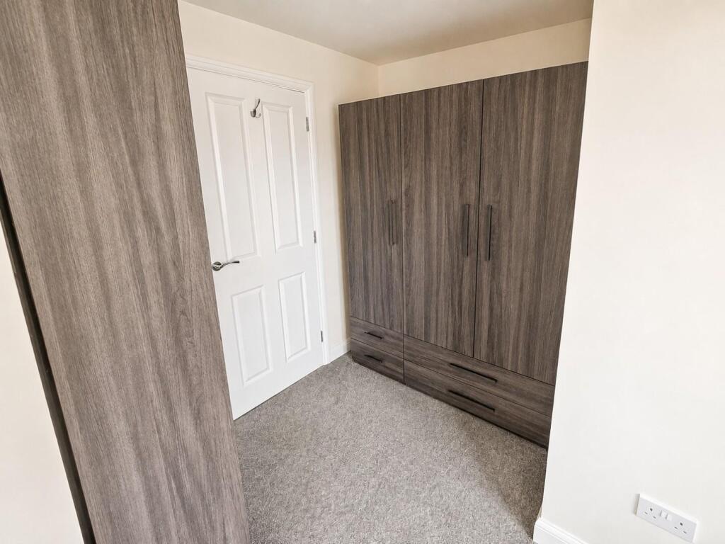 House in Melksham, Melksham Forest - More