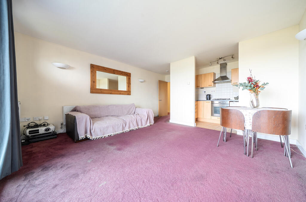 Apartment in London, Royal Borough of Greenwich - View 3
