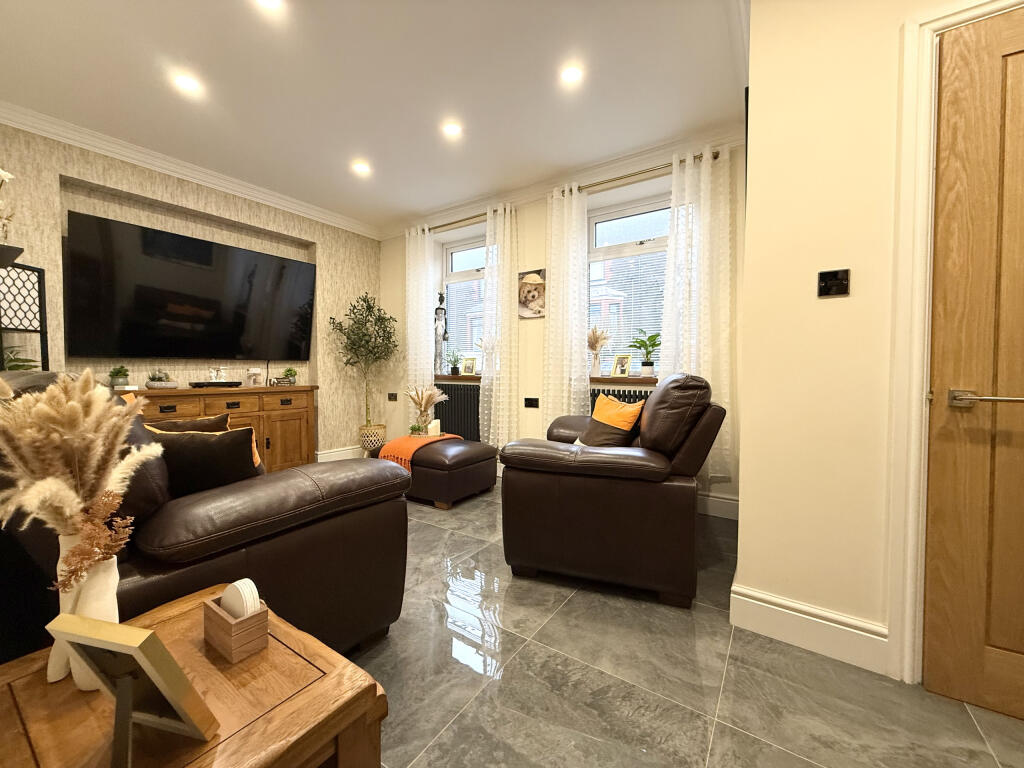 House in Aberdare, Aberaman North - View 4