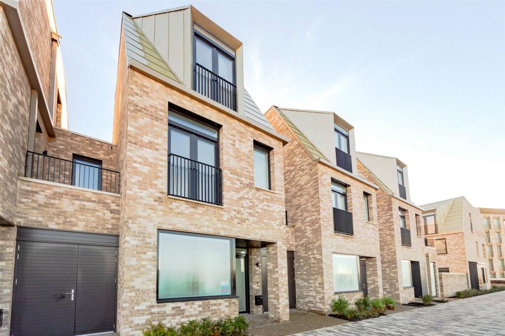 Main image of property: Aston Terrace, Cambridge, Cambridgeshire