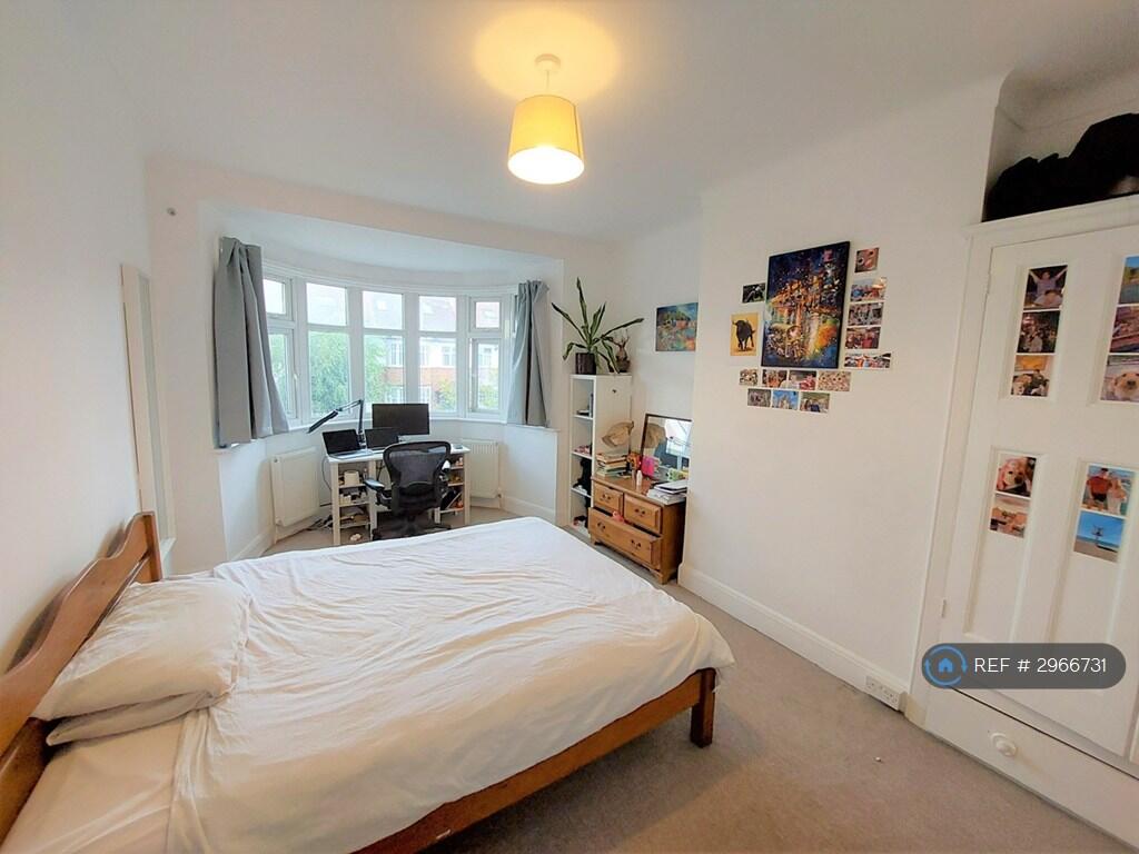 Leigh Gardens, London, NW10 – pohled 4