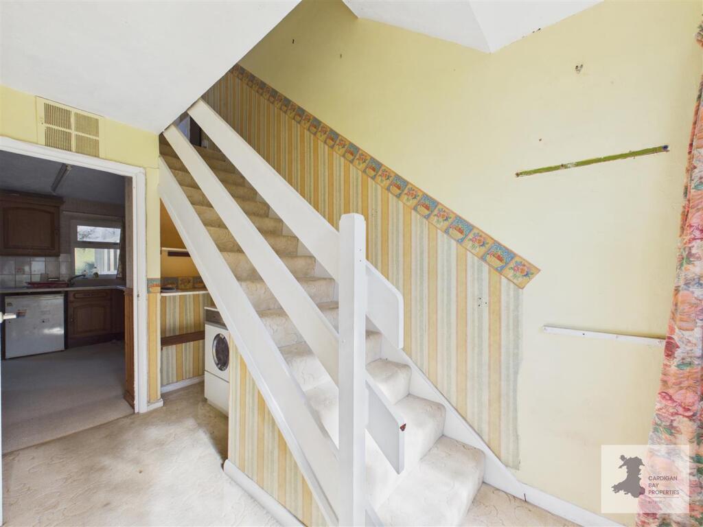 House in Swansea, Eglwyswrw - View 5