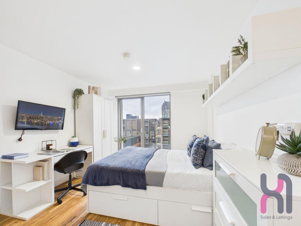 Apartment in Liverpool - View 3