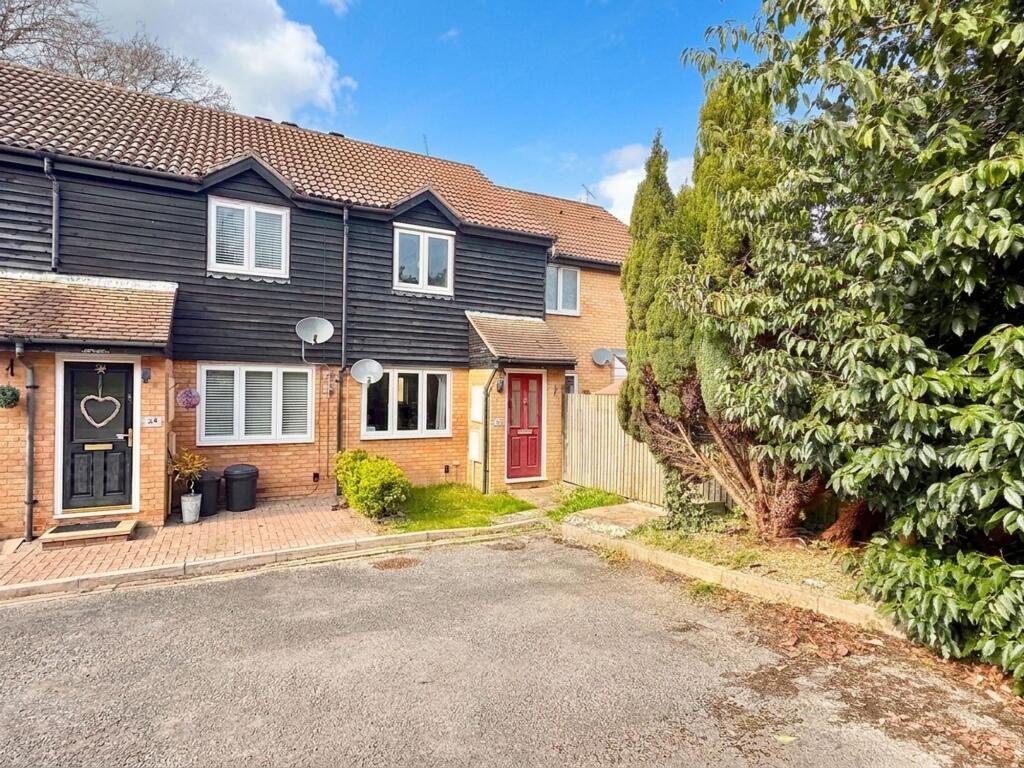 Main image of property: Kensington Fields, Dibden Purlieu, SO45