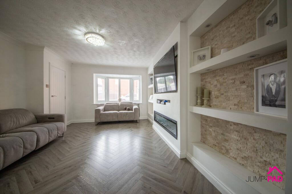 House in Warrington - View 5