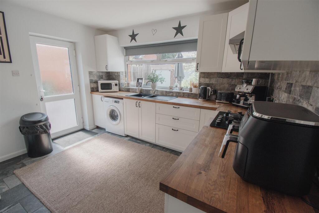 House in Ripley, Butterley - View 4
