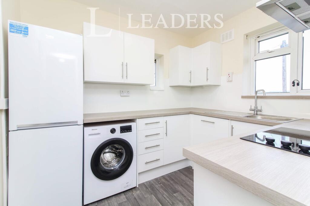 Apartment in Bromsgrove - View 3