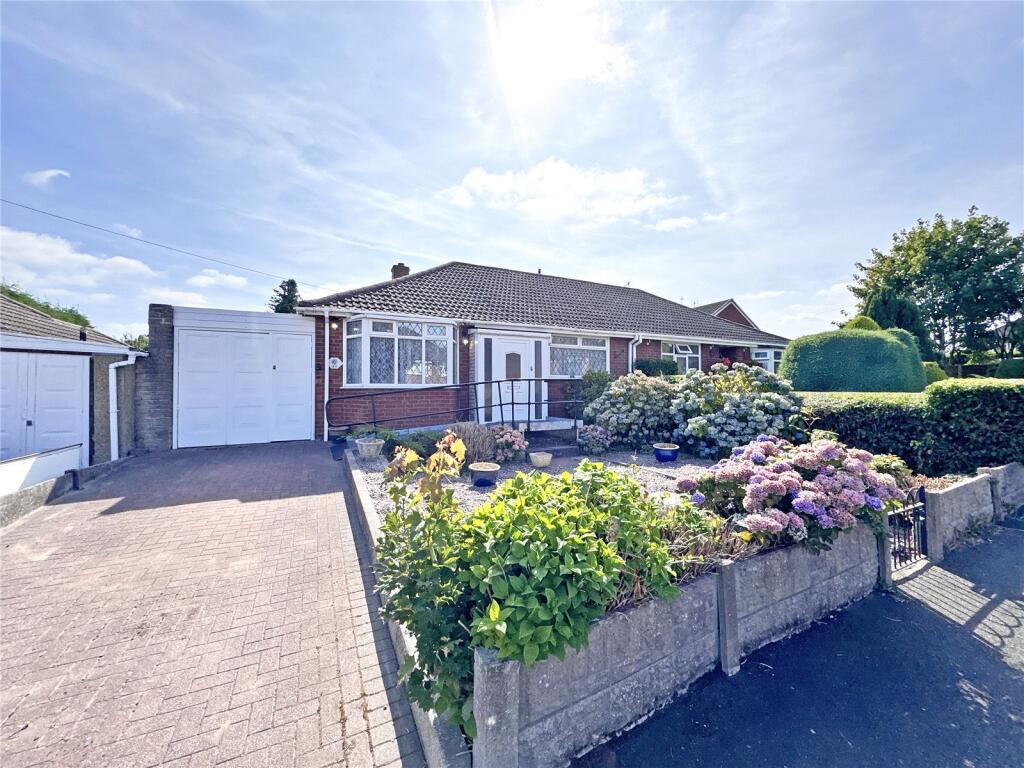 Main image of property: Manor Avenue, Great Wyrley, Walsall, WS6