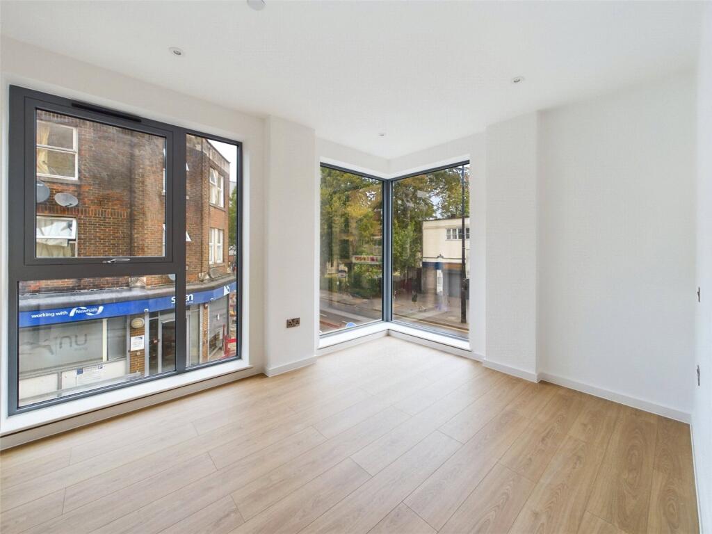 Apartment in London - More