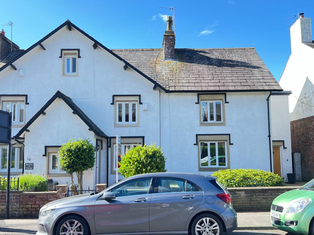 Main image of property: 8 Warton Street 