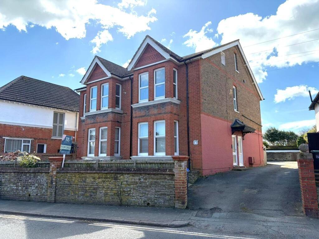 Main image of property: Park Lane, Southwick, BN42