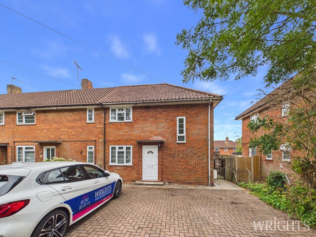 Main image of property: LONGLANDS ROAD, WELWYN GARDEN CITY