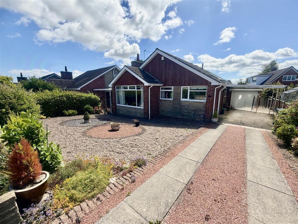 Main image of property: Richmondfield Lane, Barwick In Elmet, Leeds